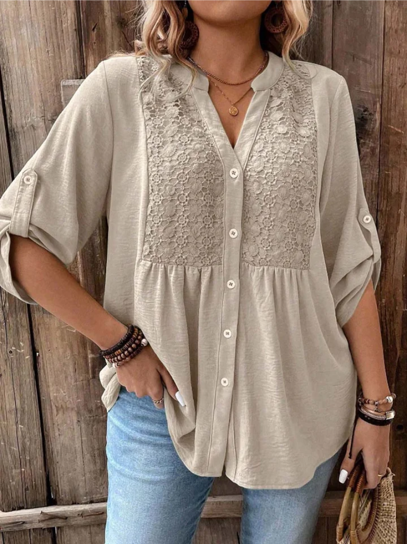 Noor – Blus med V-hals och knappar