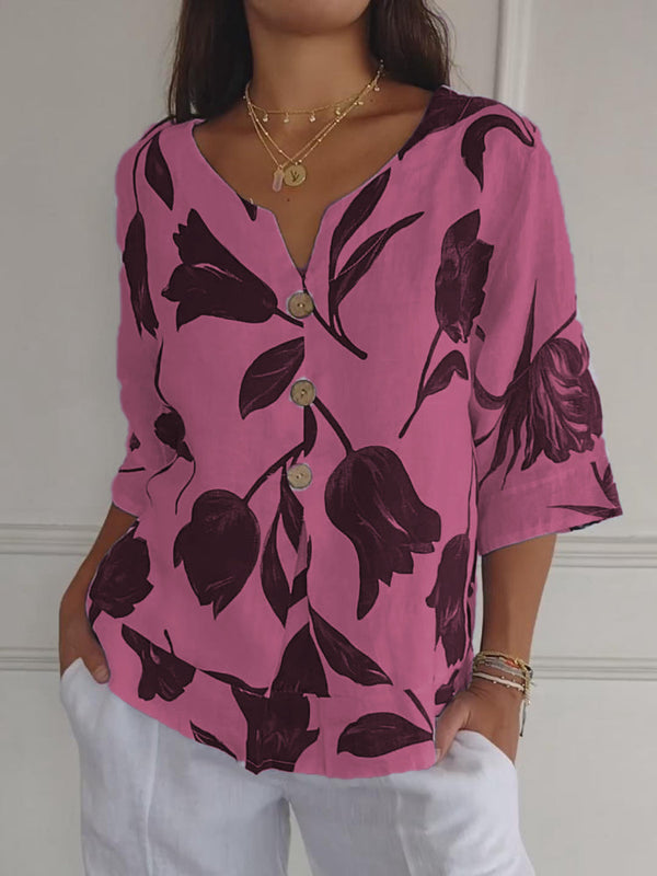 Mila – Blus med V-hals och tryck